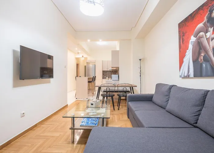 Elegant Home In Quiet Street By Cloudkeys